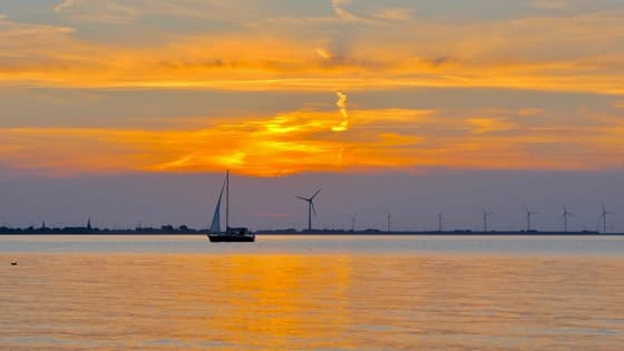 Zonsondergang IJsselmeer 