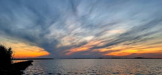Mooie zonsondergang op het Ketelmeer 