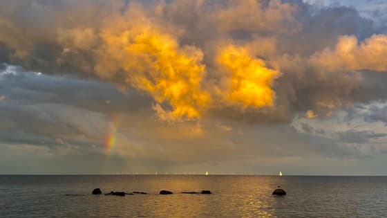 Prachtige zonsondergang IJsselmeer 