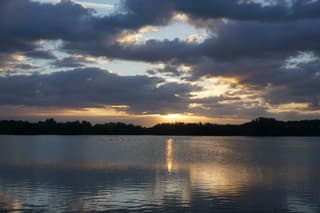 zonsopgang met bewolking