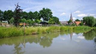 Zon, wolken en warm zomerweer in Midden-Nederland