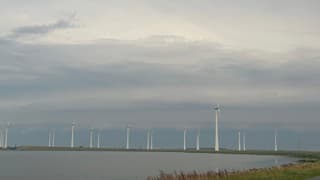 Spectaculaire shelf cloud bij Bruinisse
