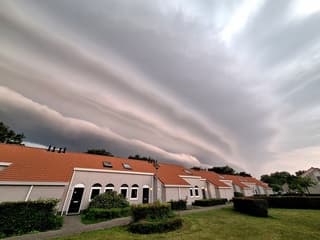 Shelfcloud boven Renesse.