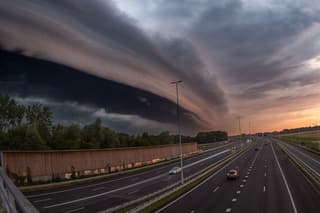 Waar Donker en Licht Elkaar Ontmoeten