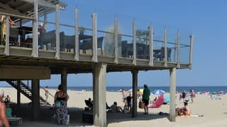 Schaduwplek strand