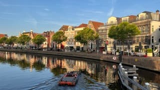 Ochtendzon op de gevels