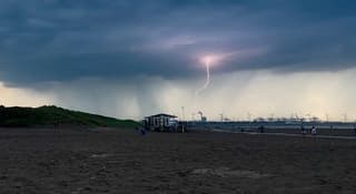 Hoek van Holland - Blikseminslag 