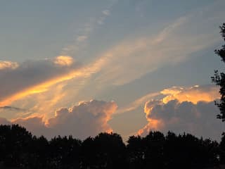 Mooie wolkenluchten boven Ede