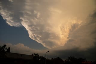 Aparte lucht tijdens onweer