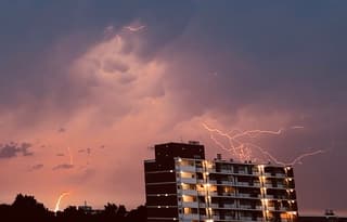 Onweer boven Veenendaal 