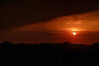 Zonsondergang net voor het onweer