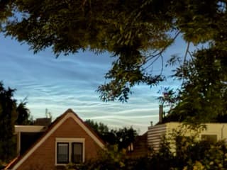 Lichtende nacht wolken 