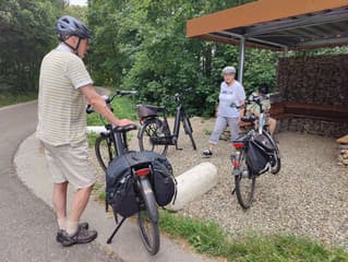 Aangenaam fietsweer, even pauzeren.