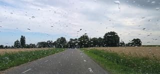 Regen in de provincie Groningen vanmorgen 