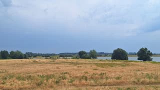 richting noorden dreigende wolken