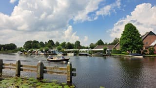 Zon en wolken 