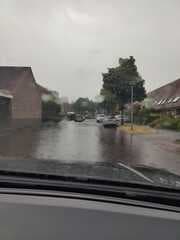 Flinke buien boven barneveld. 