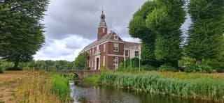 Grijze lucht boven Heemskerk vandaag 