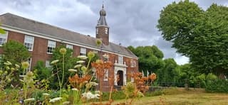 Kasteel Marquette in Heemskerk vandaag in de wolken 