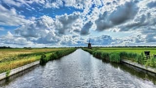 Veel bewolking vandaag , maar ook een mooie 