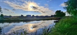 Mooie weerspiegeling om 19.24 uur vanavond 