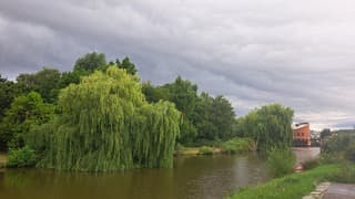 Donkere wolken 