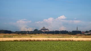 Opstijgende wolkenpartij 