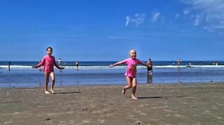Heerlijk weer op het strand van Wijk aan Zee 