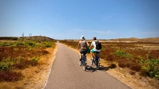 Op de fiets naar het strand