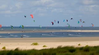 Veel wind surfen