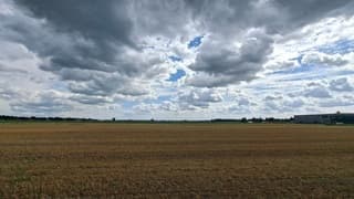 Donkere wolken lucht Vroomshoop