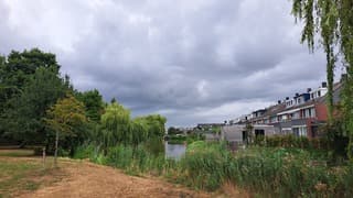 Vanmorgen nog veel bewolking 