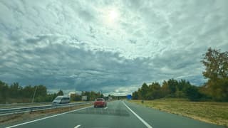 Aparte wolken boven Zeeland