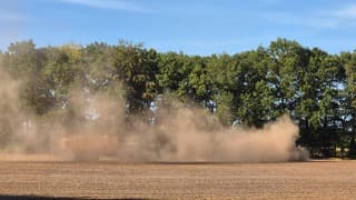 Gortdroog op het land 