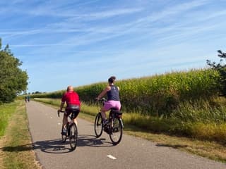 Hoge mais fietsers contrails