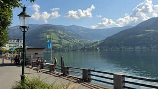 Zell am See en de Zellersee bewolking komt opzetten maar hopelijk geen onweersbuien in de middag