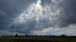 Wolken met jakobsladders