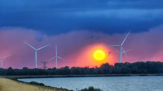 zonsondergang en onweer