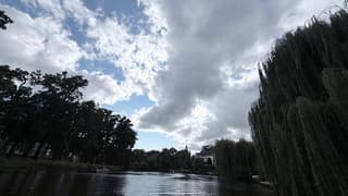 Zonnig en buien