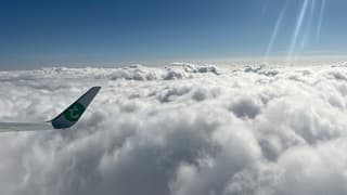 In de wolken