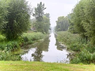 Vochtige en mistige ochtend in Dronten 