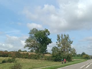 zonnig/wolken 