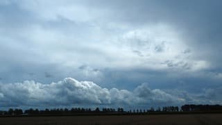 WOLKEN 