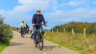 Lekker fietsweer, zonnig en wind in de rug