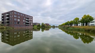 Grijze lucht maar geen wind, rustig herfstweer 