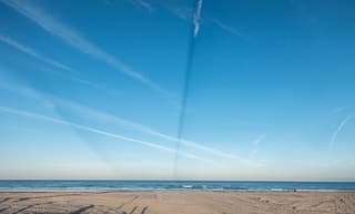 schaduw strepen vliegtuig