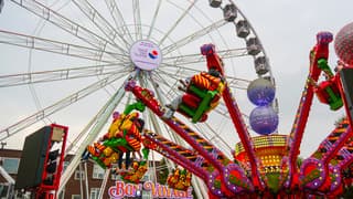 Bewolkt maar een aangename temperatuur op de kermis