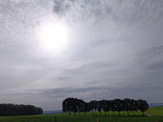 zon/wolken
