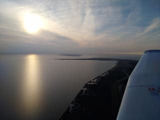 Zonsondergang boven de wadden