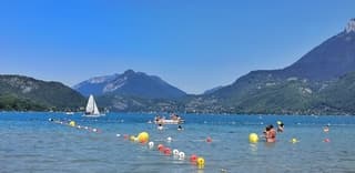 Te heet hier om wat te doen vandaag. De enige verkoeling is het water, of binnen blijven  in de stacaravan met de airco aan
